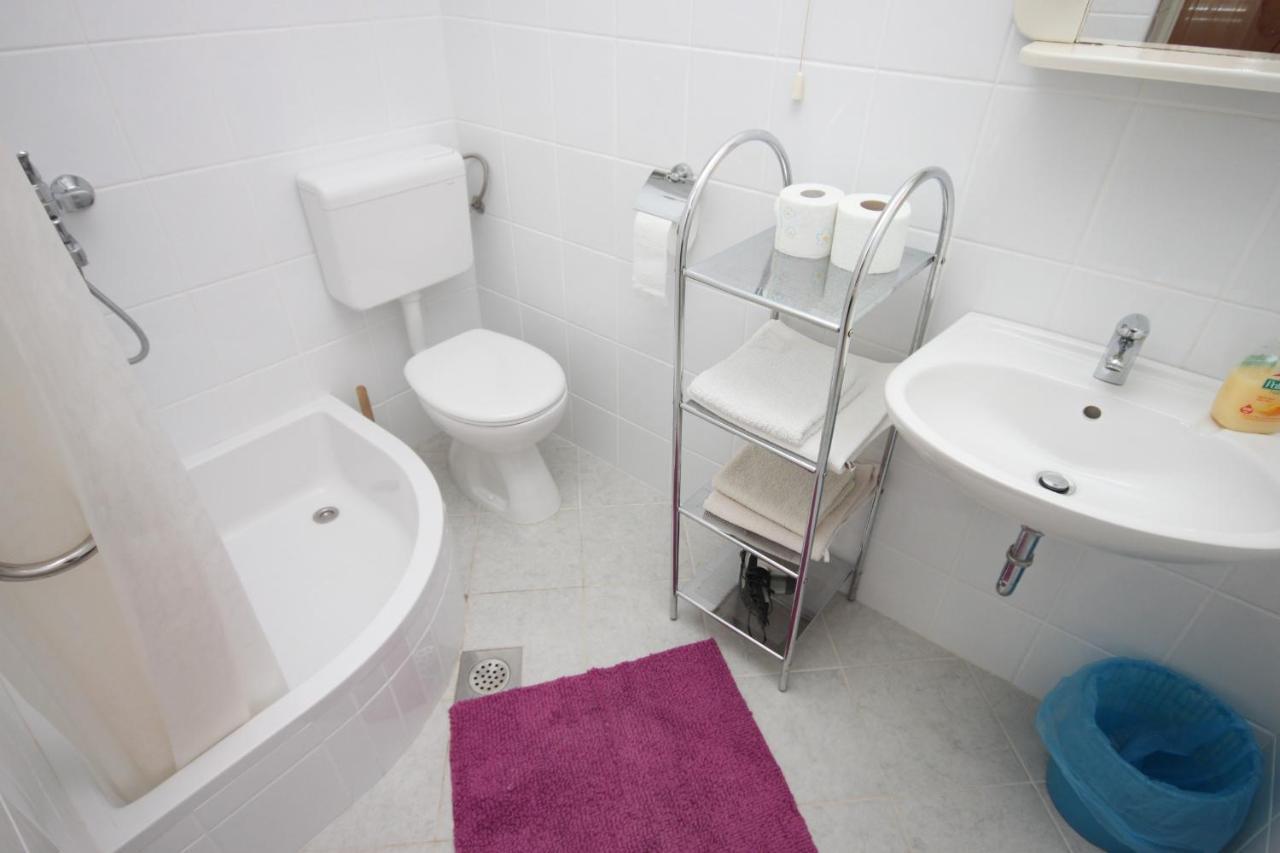Apartments By The Sea Podgora, Makarska - 6787 Zewnętrze zdjęcie